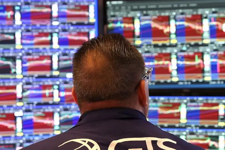 Vous consultez actuellement Bourse: records du S&P 500 et du Dow Jones